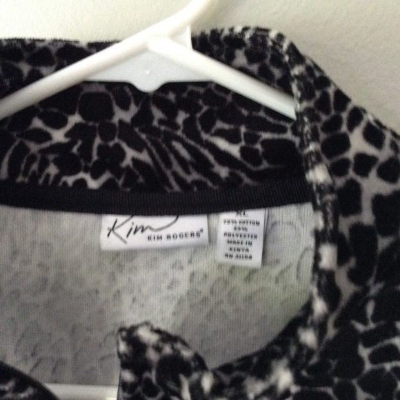 Full zip jacket - Picture 2 of 2